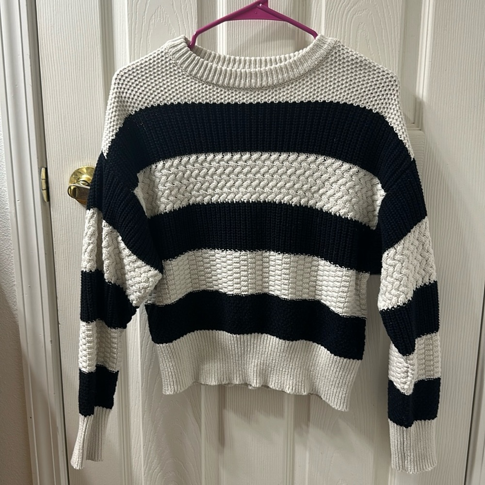 Knit sweater